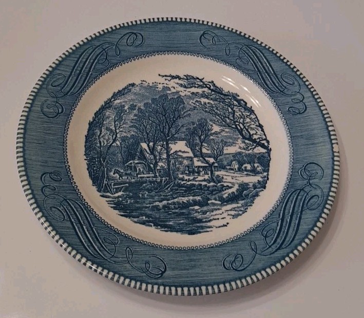 Currier and Ives "The Old Grist Mill" Blue 10" Dinner Plate Vintage Royal USA