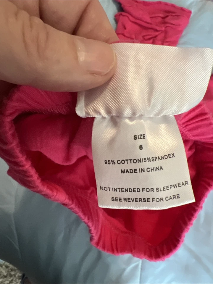 Adorable conjunto de top y pantalones con volantes Southern Tots para niñas talla 6. Boutique Foto 4 de 4