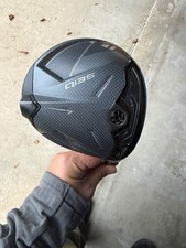 TaylorMade Qi35 Driver 10.5° Right-Handed Regular Flex 5R