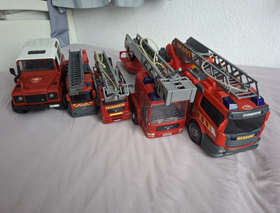 Dickie Toys Feuerwehrfahrzeuge-Set 5-tlg. mit Drehleiter, FIRE DEPT, TEAM 85