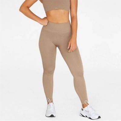 SET Active Sculptflex Sand Leggings NWT