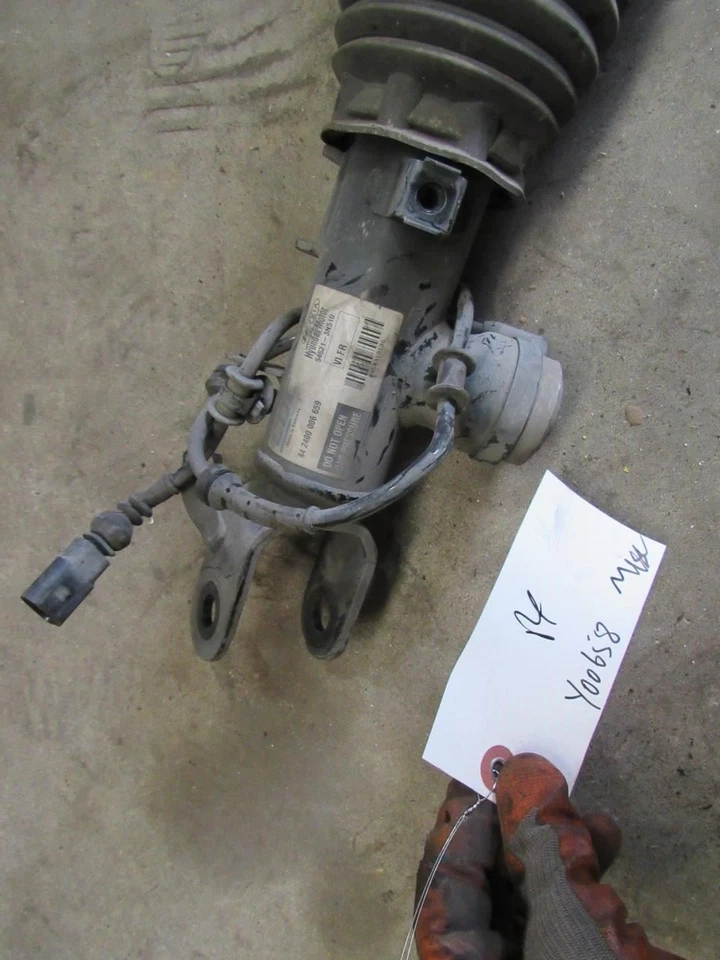 2011 2013 Hyundai Equus right passenger front suspension air strut shock spring - Image 3 of 4