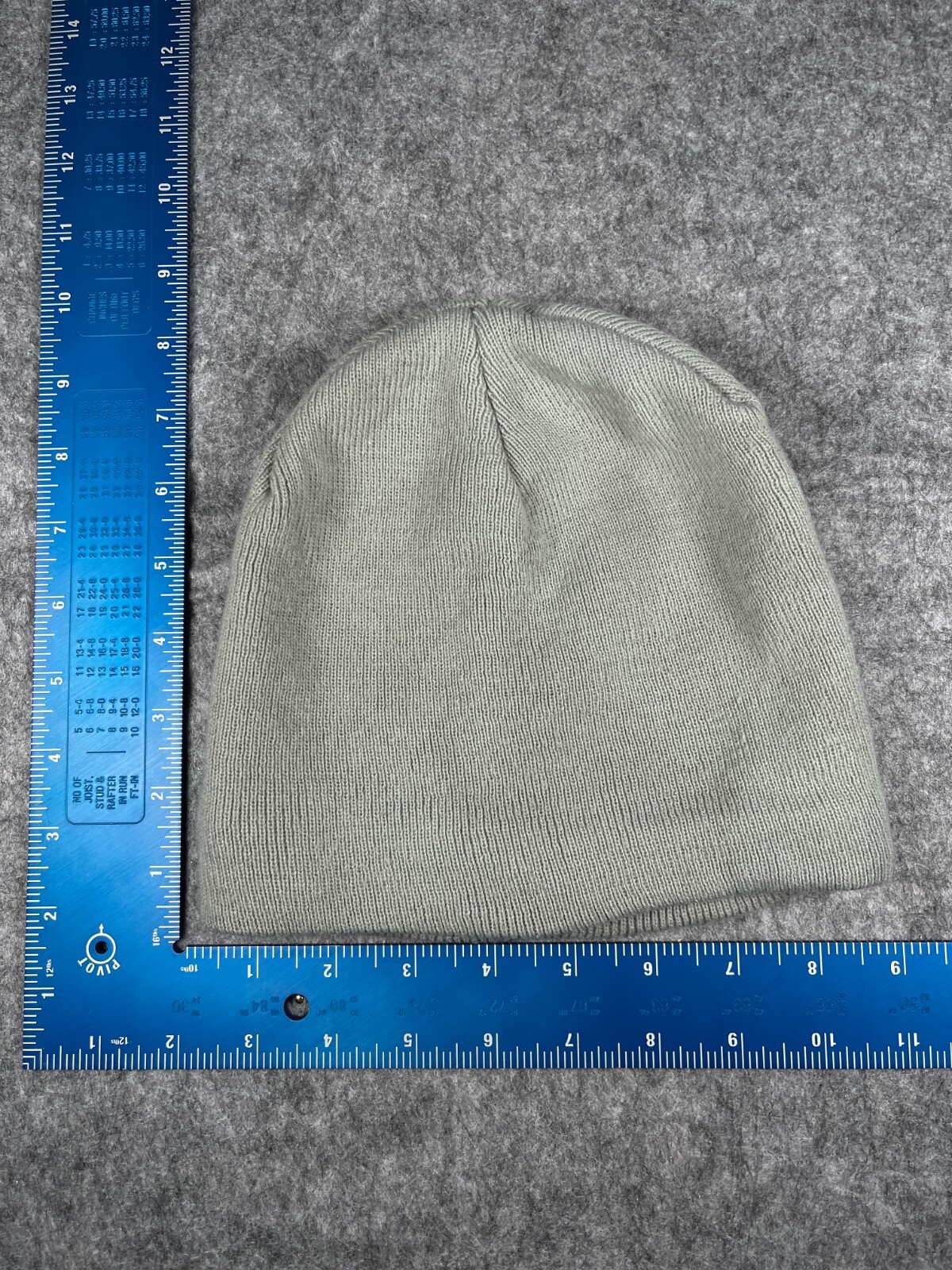 Gray Acrylic Polyester Lined Knit Beanie for Adults - One Size Ski Toque-image