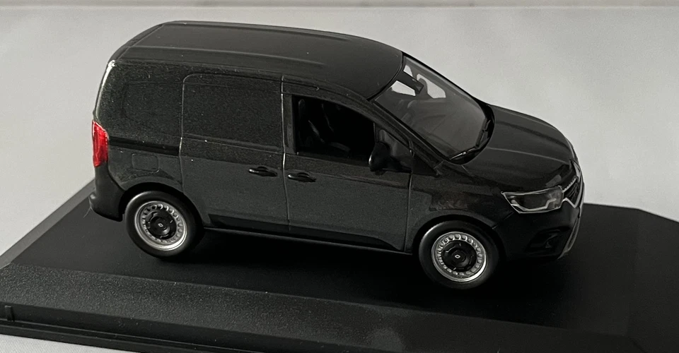 Renault Kangoo Van 2021 in metallic grey, 1:43 scale model from Norev, 511335 - Image 3 of 4