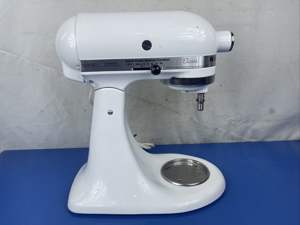 KitchenAid K45SSWH Classic TiltHead 4.5 qt Stand Mixer 791769568589