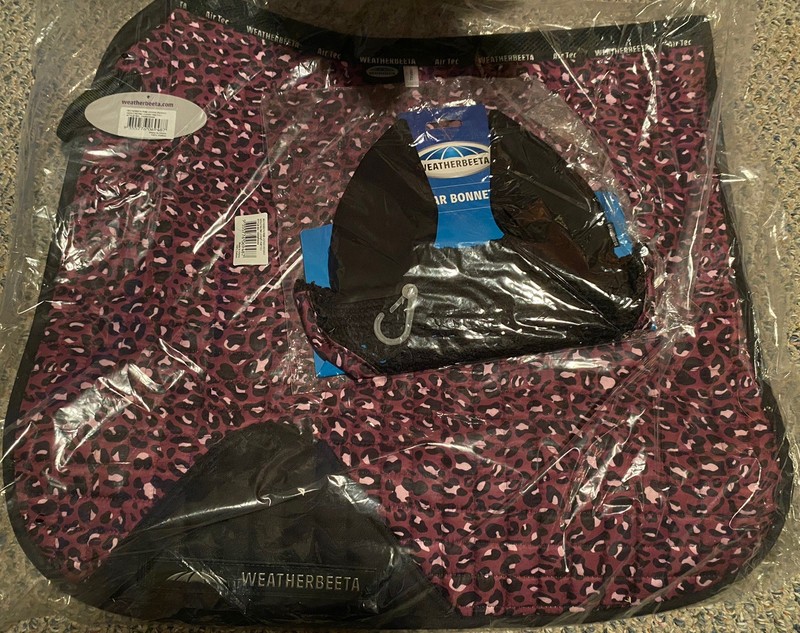 Weatherbeeta Prime Pink Leopard Dressage Saddle Pad + Full Ear Bonnet Set