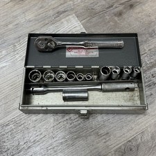 Armstrong 13 Pc Sae Ratchet And Socket Set In Metal Tin Cp1023162 Armstrong 13 Pc Sae Ratchet And Socket Set In Metal Tin Cp1023162