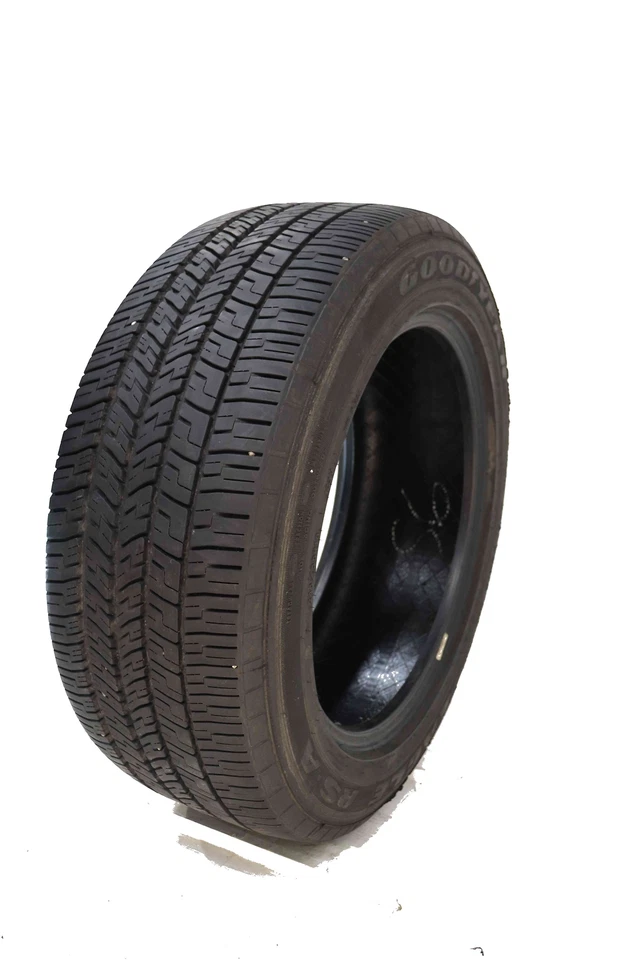 Juego de 4 P245/55R18 Goodyear Eagle RS-A 103 V Usados 9/32nds Foto 2 de 4