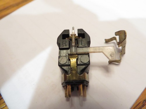 Stero cartridge ASTATIC MOD 192/double cartridge/Flip and stylus guard - Picture 2 of 3