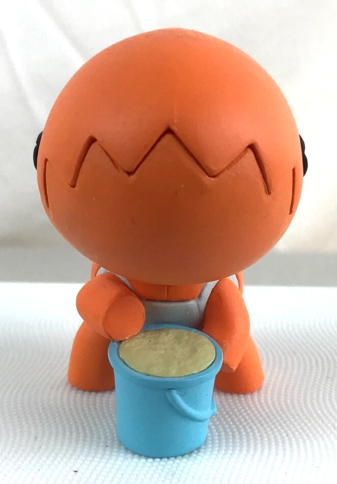 Pokemon Trapinch con Cubo de Arena Figura Nintendo T-Arts Tomy 1.75” Ant Pit Usado en Excelente Condición Foto 3 de 4