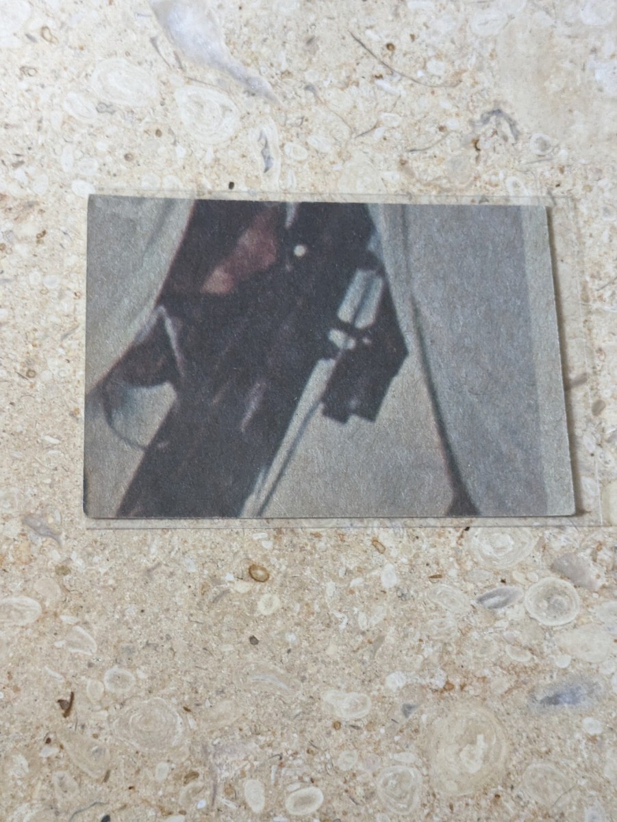 1977 STAR WARS TOPPS Yellow Border Trading Card/Puzzle #139 HAN