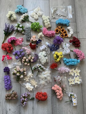 120+ Mini Bastelblumen Restposten kleine Rosenauflösung Hochzeitstorte Posy künstlich
