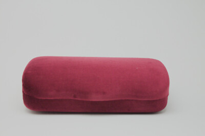 NEW GUCCI BURGUNDY VELVET LARGE CASE EYEGLASSES SUNGLASSES  display picture 2