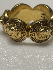 VERSACETribute Medusa ring size 6.5 us   17