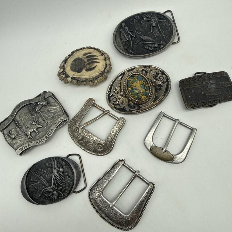 Belt Buckle Lot Of Western & Misc Buckles Including STAR TREK / 1981 Bergamot ++