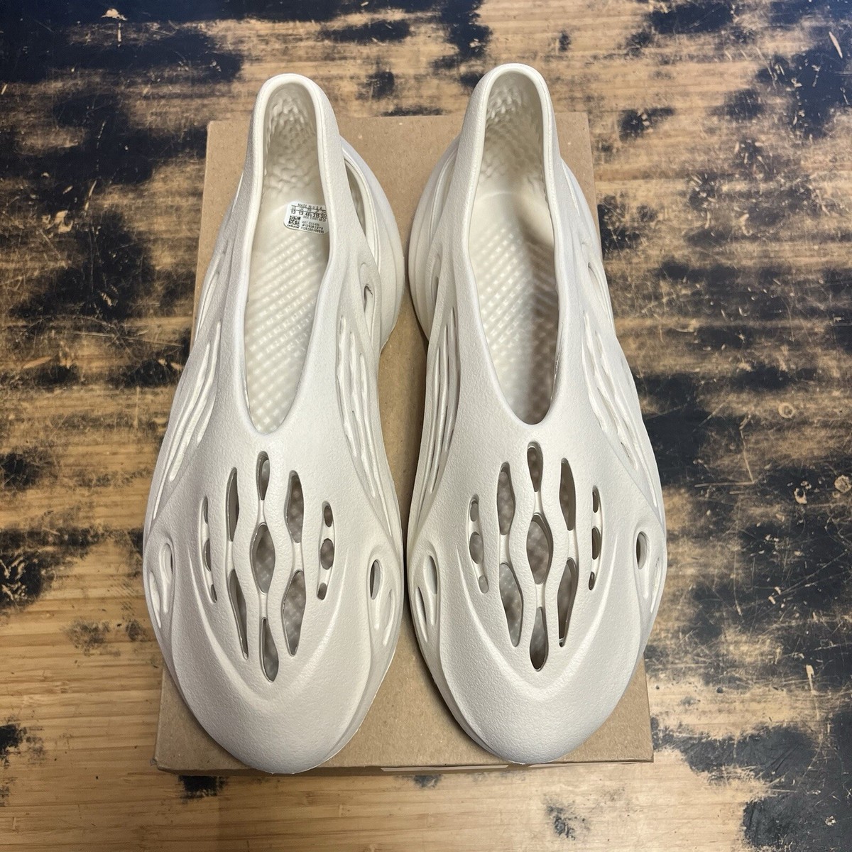 Yeezy Foam Runner Ararat White Size G55486 Adidas Mens New FAST SHIPPING!!