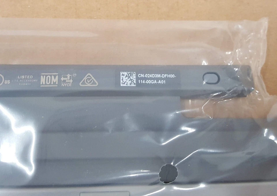 Dell Latitude 7200 7210 2-in-1 Tablet Travel Detachable Keyboard AG00BK-US 24D3M - Image 3 of 4