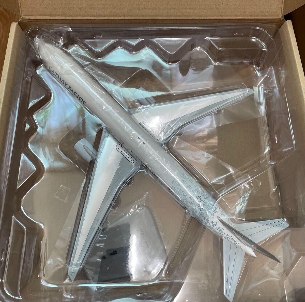 1/200 HOGAN Cathay Pacific Boeing 777-300 B-HNK | eBay 1/200 HOGAN Cathay Pacific Boeing 777-300 B-HNK | eBay
