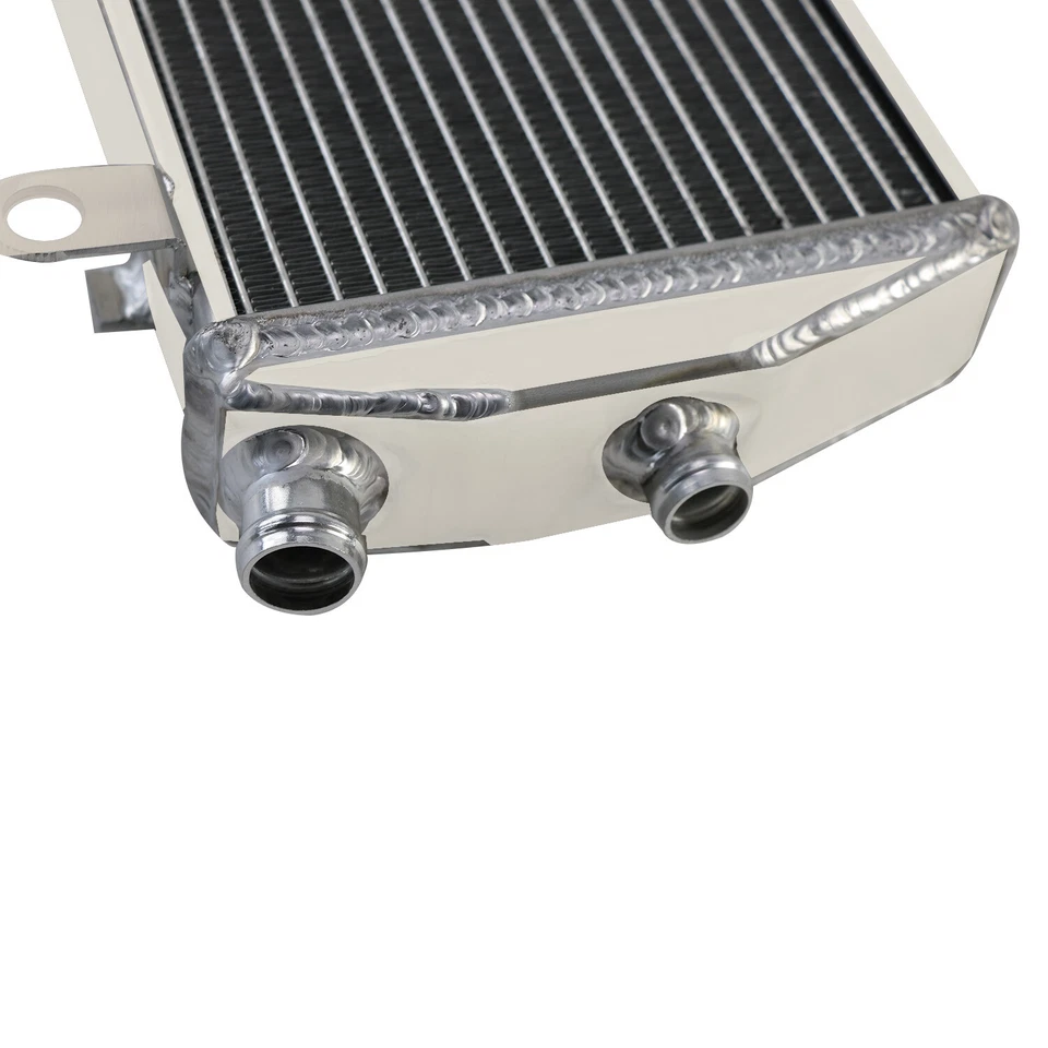 Right Side 2-Rows Radiator Fits 98-05 Honda VTR1000 SP-1 SC45 SP-2 RVT1000R RC51 - Image 4 of 4