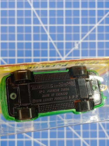 Matchbox 1980 LENSEY GREEN '80 Porsche 911 Turbo N97 1:64 Scale - Picture 6 of 6