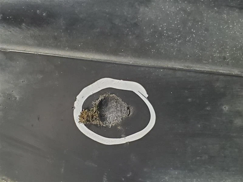 Fuel Vapor Canister OEM 2004 Isuzu Axiom 3.5L - Imagem 2 de 4