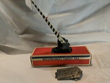 LIONEL "O"  GAUGE AUTOMATIC CROSSING GATE #252 WITH ORIGINAL BOX 1950-1963