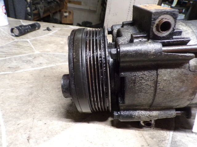 🥇 1997-2002 FORD ESCORT 97-99 TRACER AIRE ACONDICIONADO COMPRESOR BOMBA MOTOR Foto 3 de 4