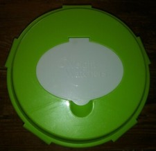 Guc Weight Watchers fruit on the go storage container travel portable plastic