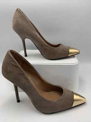 Oasis Taupe Wildleder Stiletto Heels. Spitz zulaufend. Goldspitzen. Größe 4. EU37