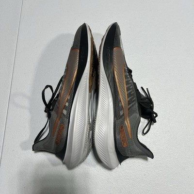 Nike zoom gravity smoke grey Size 10