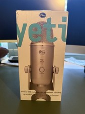 Logitech Creators Blue Yeti USB Microphone for Gaming, Streaming, Podcast Silver