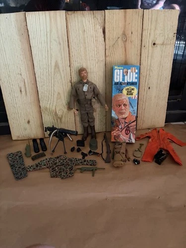 Hasbro GI Joe Vintage 1970 In Original Box with Accessories 12” RARE dog tags