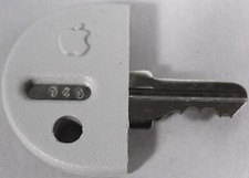 Vtg MacIntosh Apple Computer Key 1980s Quadra...