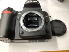 Nikon D80 10.2 Megapixel Digital SLR Camera Body Read