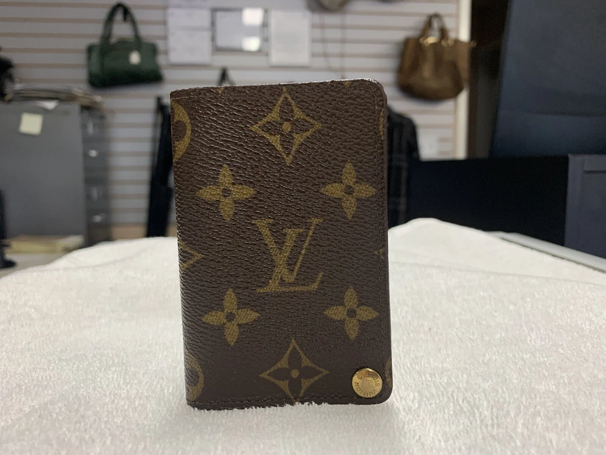 lv monogram card case