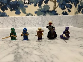 LEGO Ninjago Enter the Serpent 70749 Complete Set w/ Manual & Minifigures