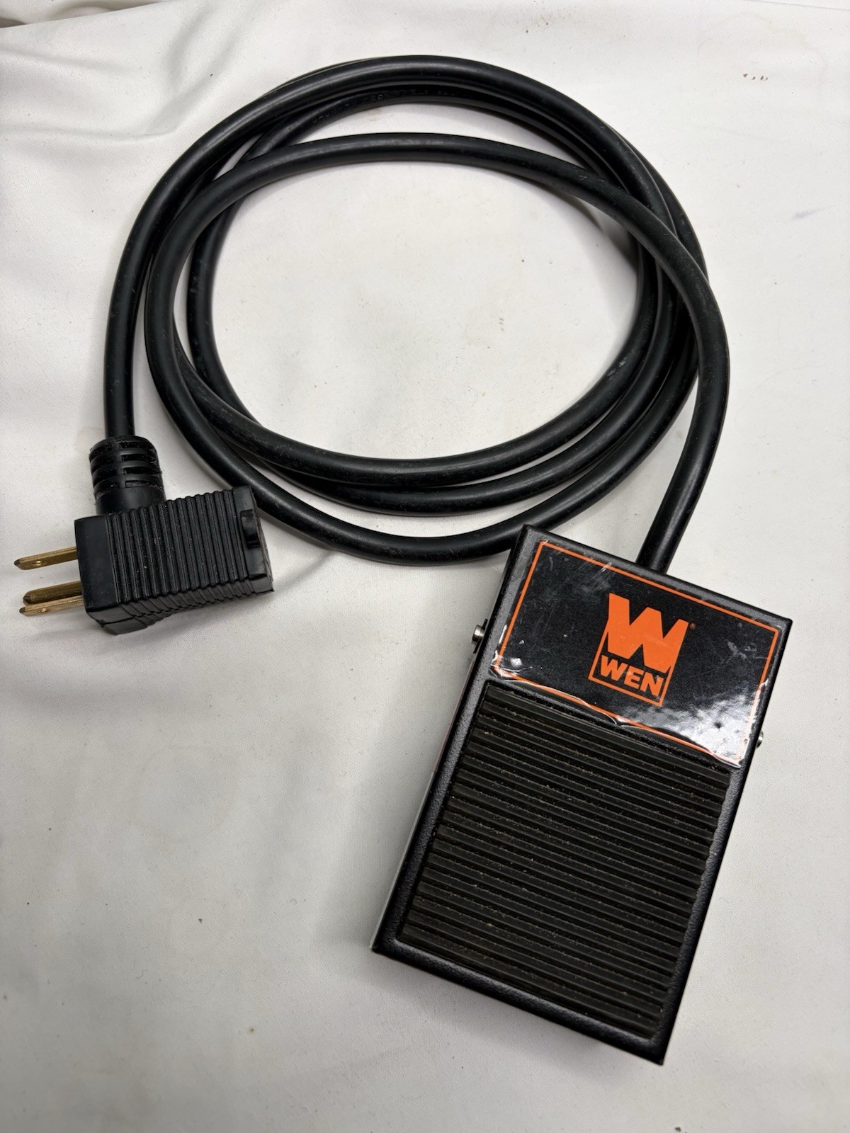 Foot Pedal Switch WEN 120V 15-Amp Momentary Power Woodworking