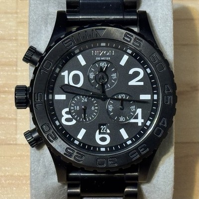 NIXON 腕時計 Sentry Chrono Leather Watch | Chrome / Cloud Sunray / Black