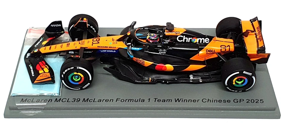 Spark escala 1/43 S9580 - F1 McLaren MCL39 #81 ganador GP de China 2025 Piastri Foto 4 de 4