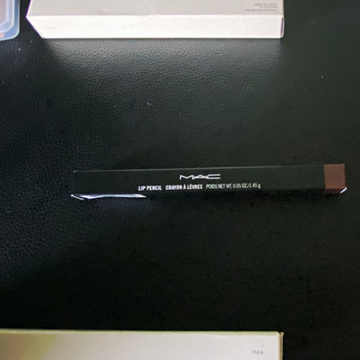 M·A·C Matte Lip Pencil Lip Liner Pencil - Chestnut, 0.05 oz / 1.45 g