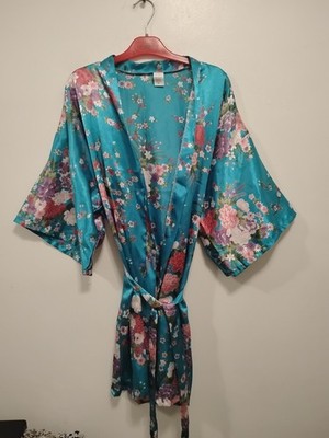Luxurious Kimono Sleeping Robe