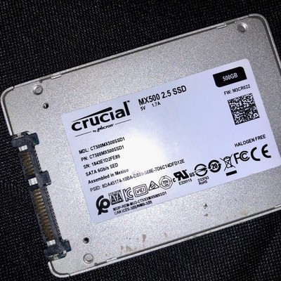 Crucial MX500 500GB 3D NAND SATA 2.5-inch 7mm (with 9.5mm Crucial