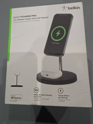 Belkin Boost Charge Pro 2-in-1 Wireless Charger Stand with MagSafe - Black