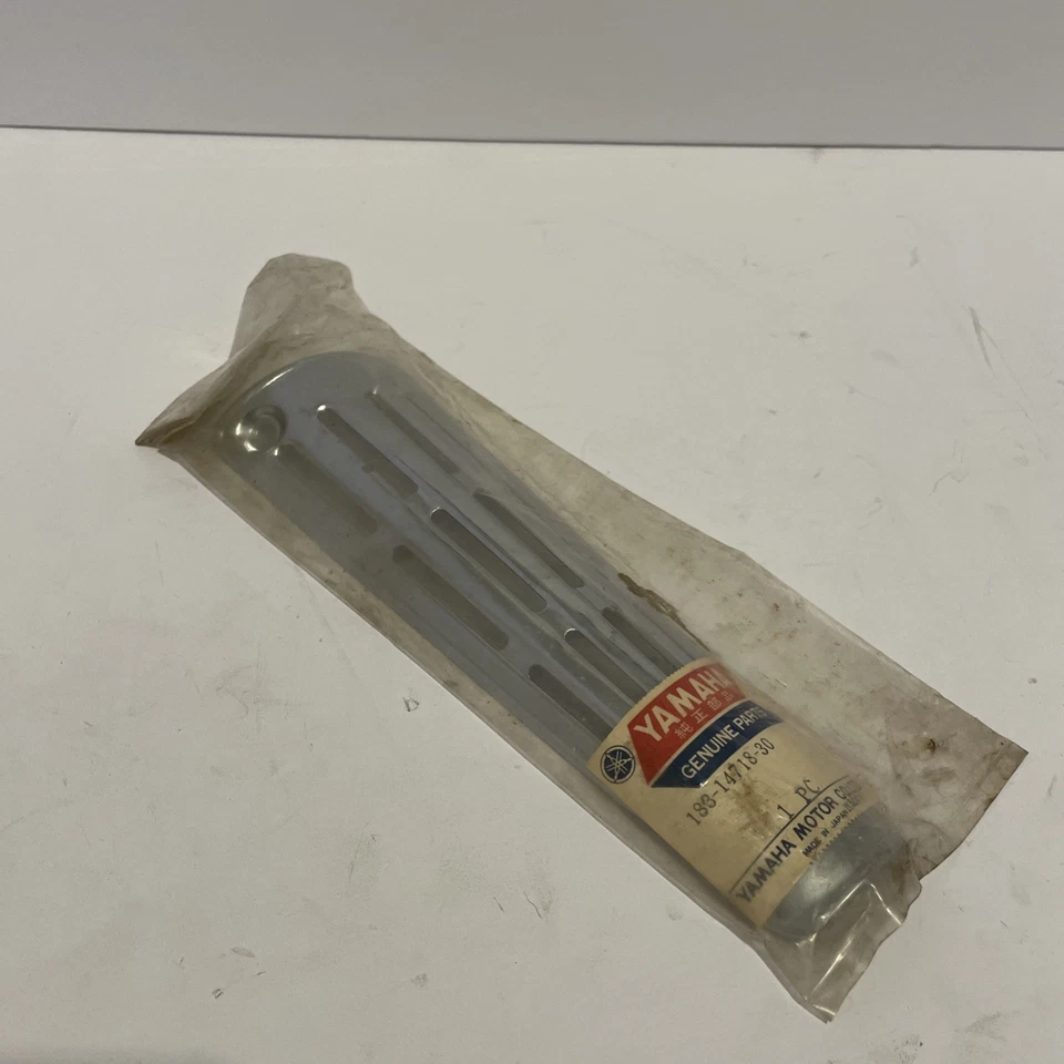 Yamaha AS1 C YAS1 C AS2 C YAS2 C Muffler Protector NOS Part# 183-14718-30 - Image 2 of 4