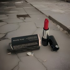   New In Box Mary Kay Gel Semi-Matte Lipstick Red Stiletto Full Size Fast Ship