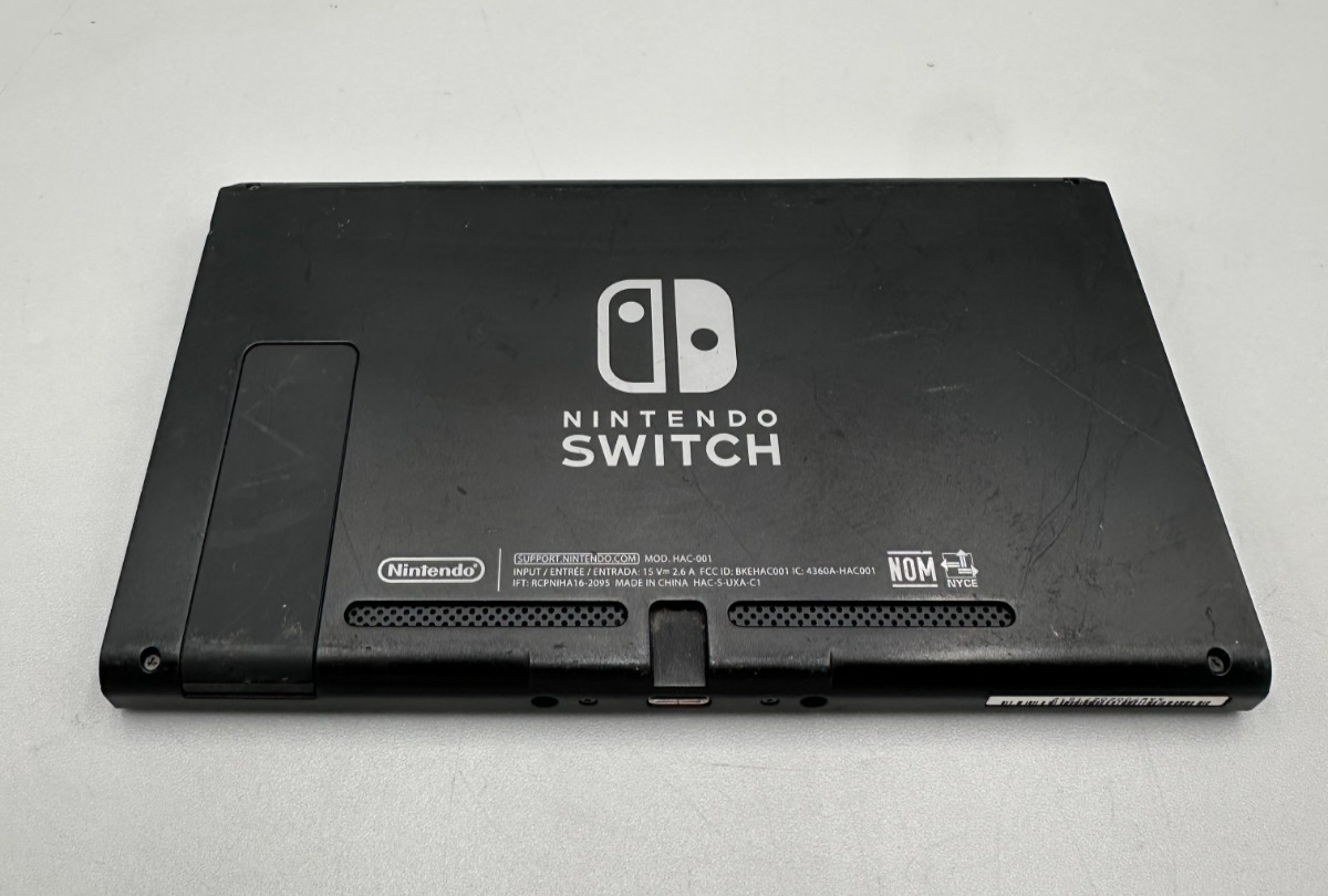 Nintendo Switch HAC-001(01) 32GB Black Handheld Gaming Console