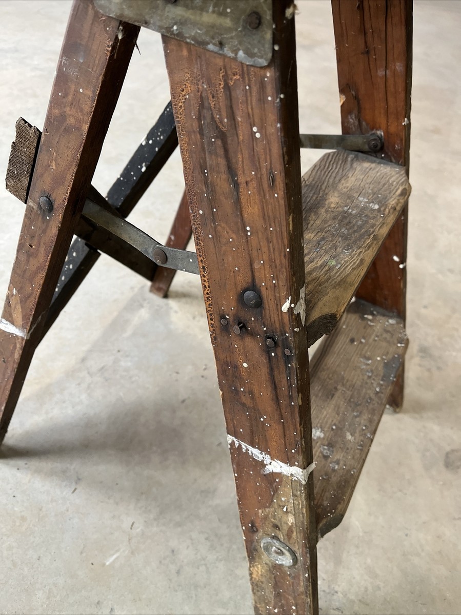 アンティーク雑貨 ladder Vintage Farmhouse Ladder, Barnwood Decor Collection - Ekena