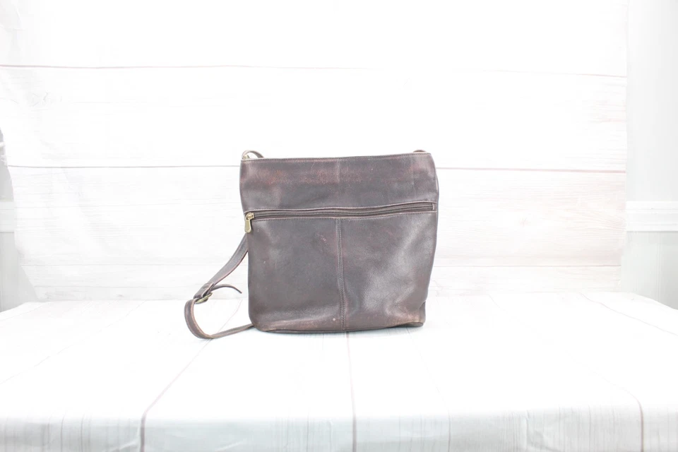 Le Donne Brown Leather Lined Adjustable Strap Crossbody Bag - Image 4 of 4