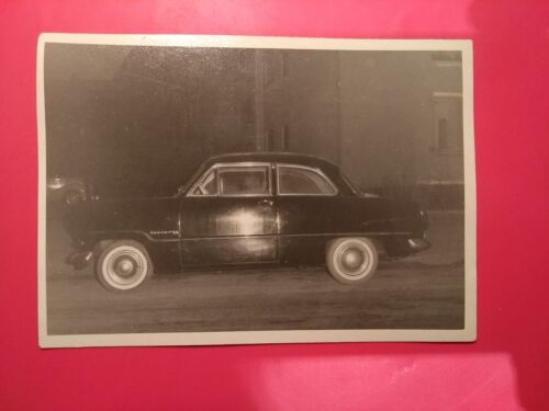 Altes Foto antik Auto Oldtimer nice black Car Trabi? Trabbi? old Photo - Afbeelding 1 van 3