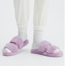 New Womens 9 Fabletics Snug Strap Slipper Faux Fur Lilac Purple NIB House Shoes